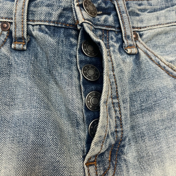 Free People High Waisted Denim Shorts Light Wash Distressed Size 24 NWOT - Picture 4 of 16